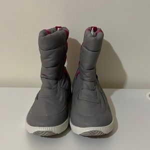 London Fog Cheslee Boots Womens 10M Cold Weather